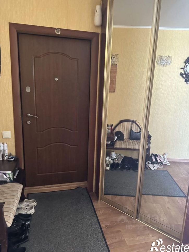 4-комн квартира ул Индустриальная, 18,  д. 18