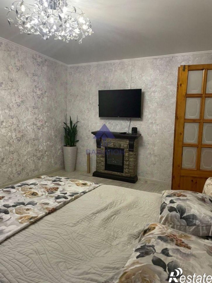 2-комн квартира пр-кт Строителей, 11,  д. 11