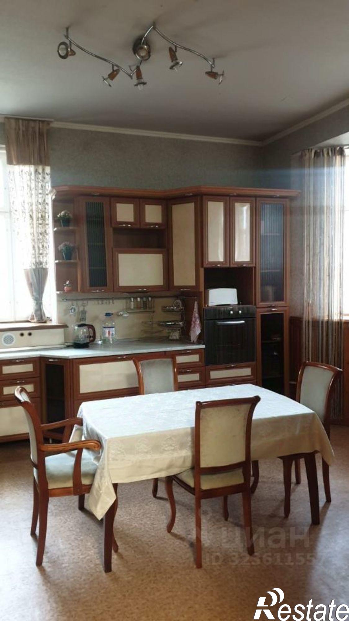 Сдать дачу, дом, коттедж за 60 000 рублей на Солнечная улица, 24