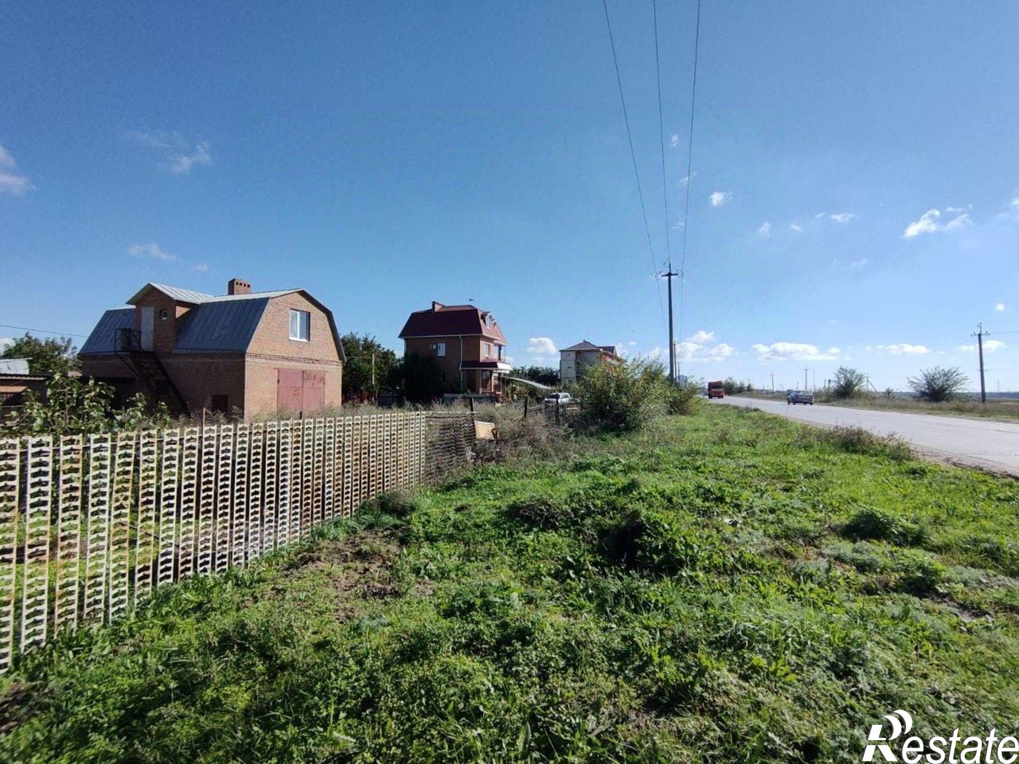 Купить землю, земельный участок за 12 000 000 рублей на Набережная улица, 12