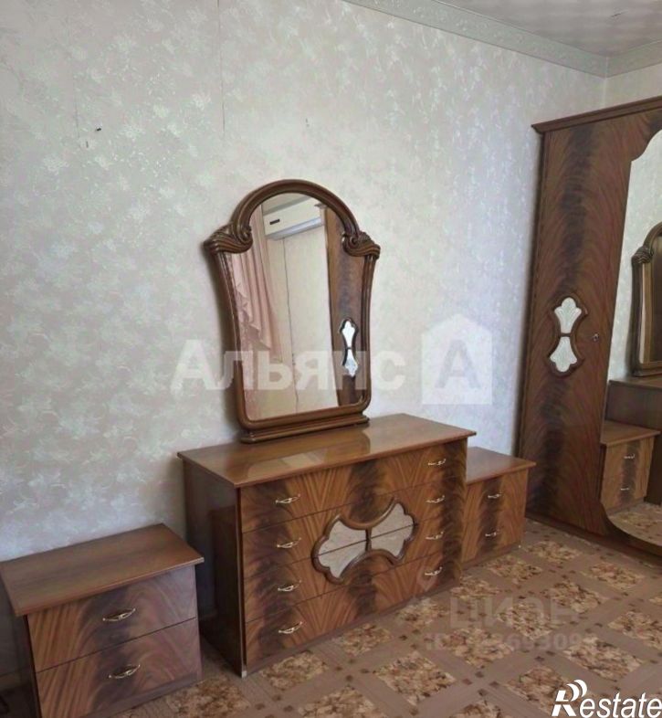 3-комн квартира улица Черникова, 39,  д. 39