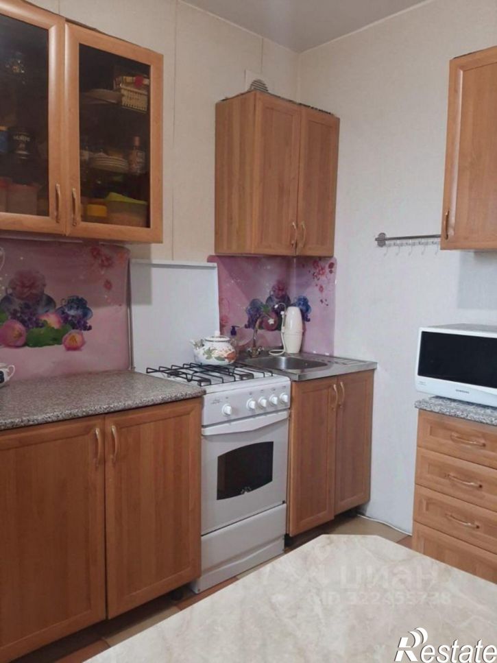 2-комн квартира Весенняя улица, 40,  д. 40