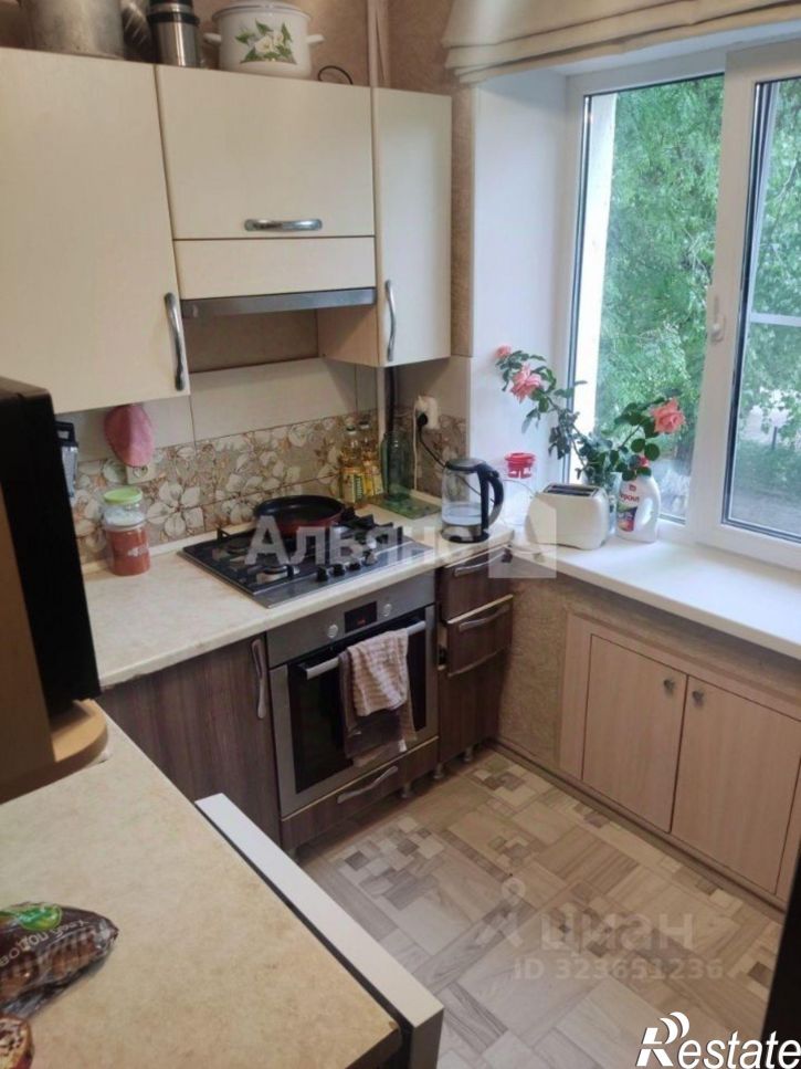 4-комн квартира улица 50 лет СССР, 23,  д. 23