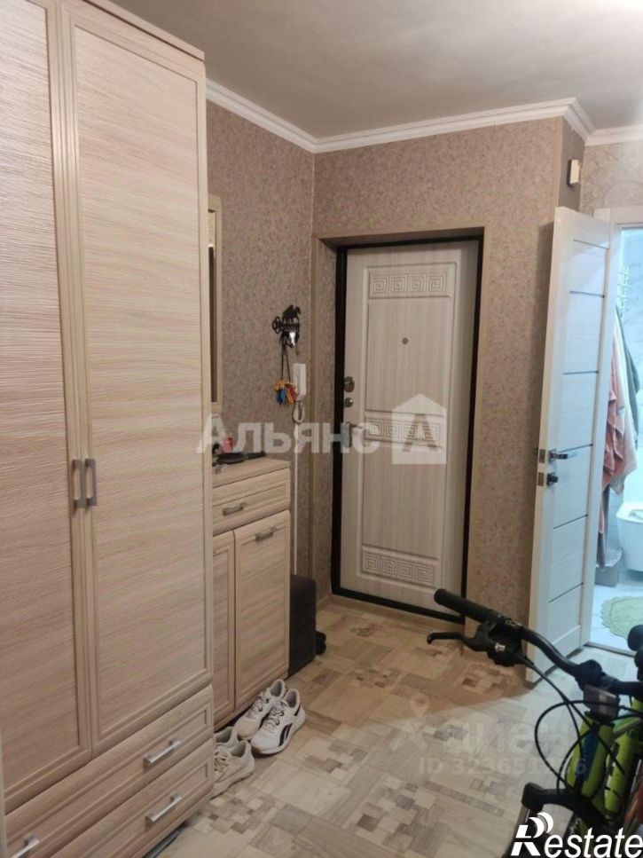 4-комн квартира улица 50 лет СССР, 23,  д. 23