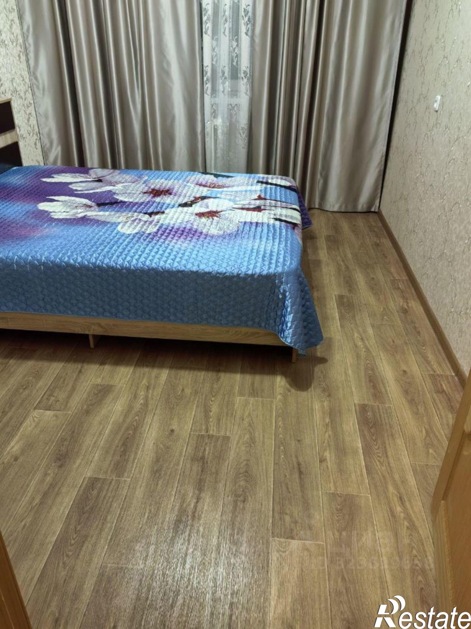 Сдать квартиру за 27 000 рублей на ул Черникова, 19