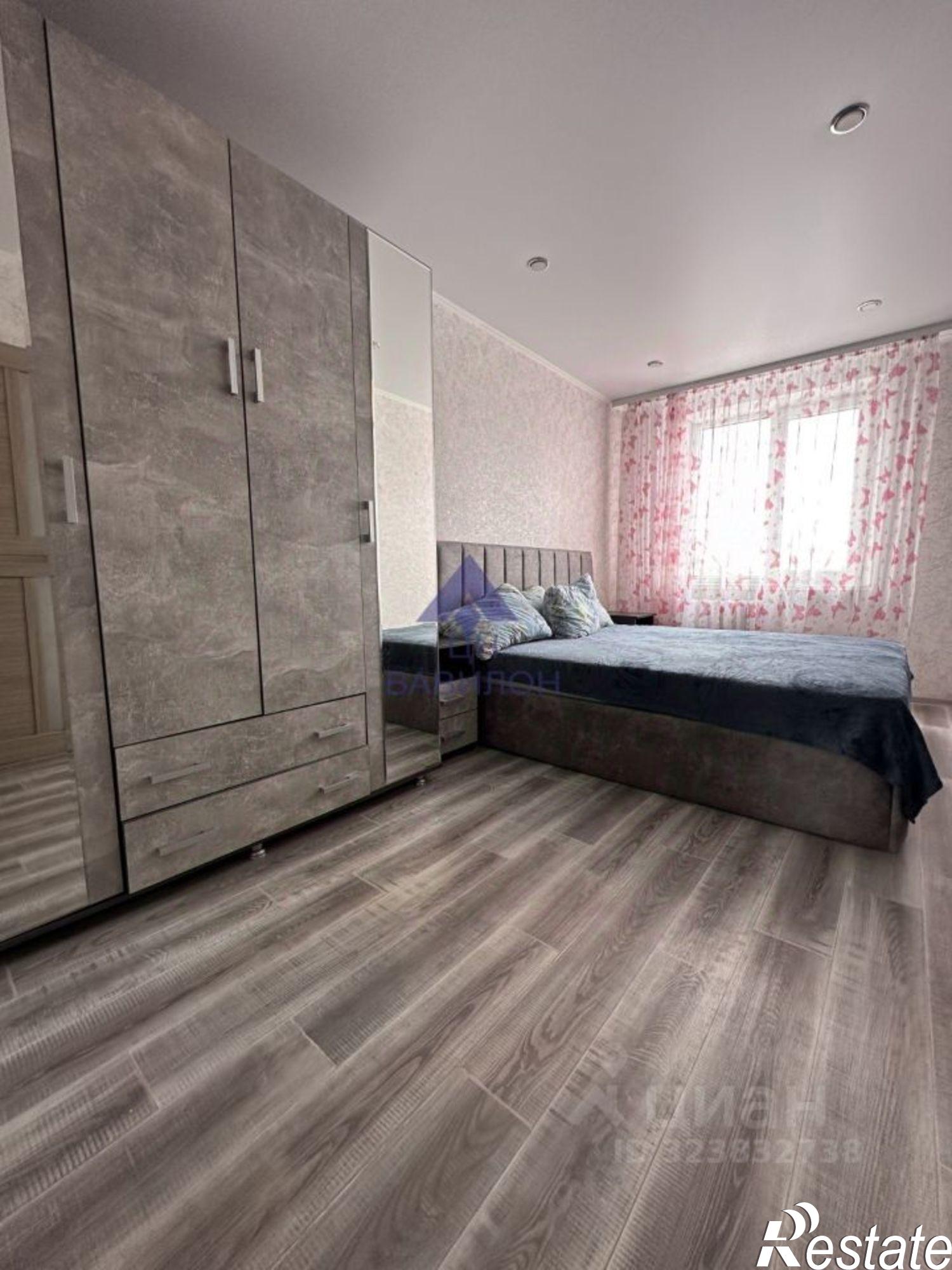 Сдать квартиру за 25 000 рублей на пр-кт Строителей, 11