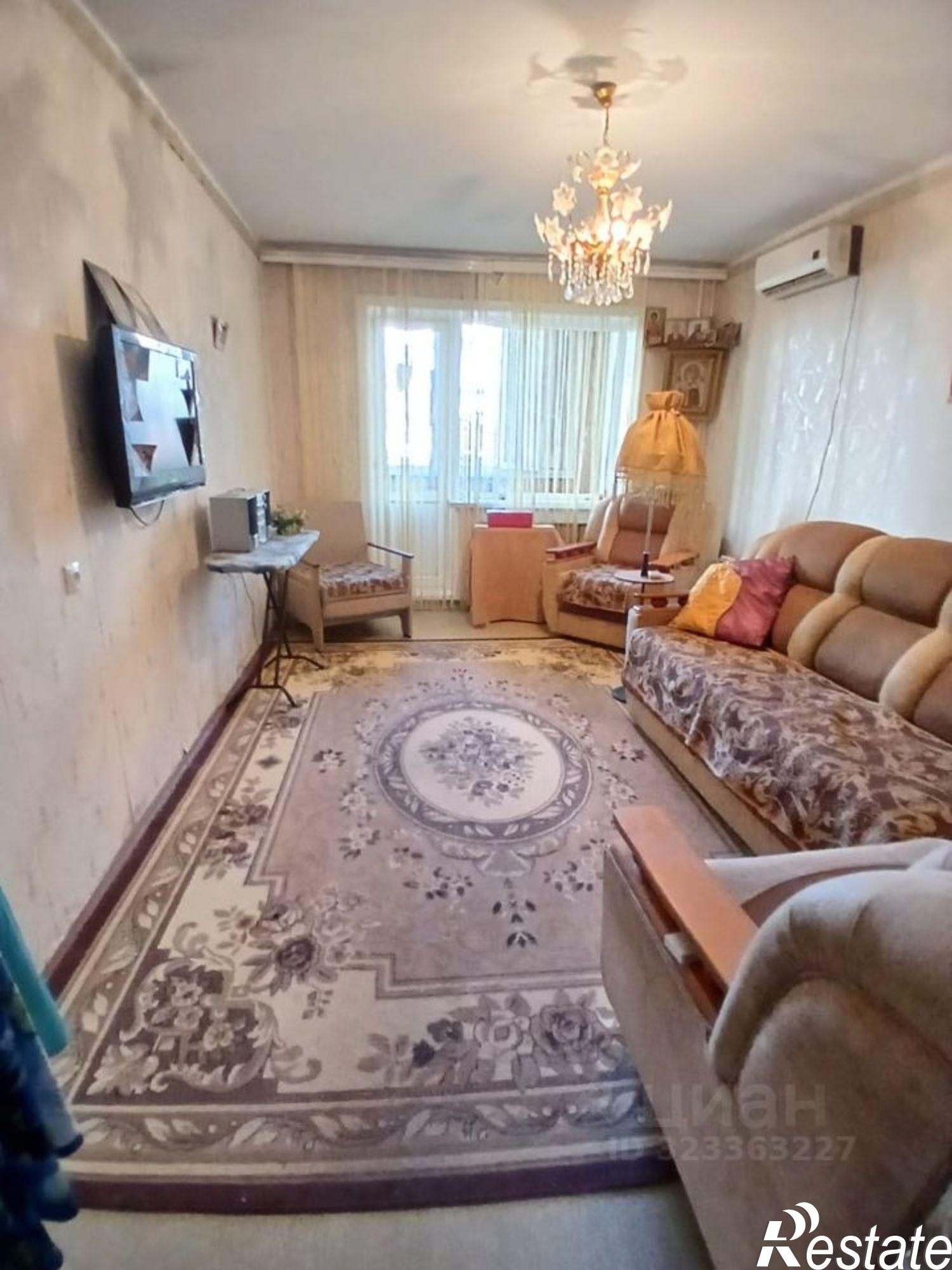 Сдать комнату за 8 000 рублей на ул К.Маркса, 42