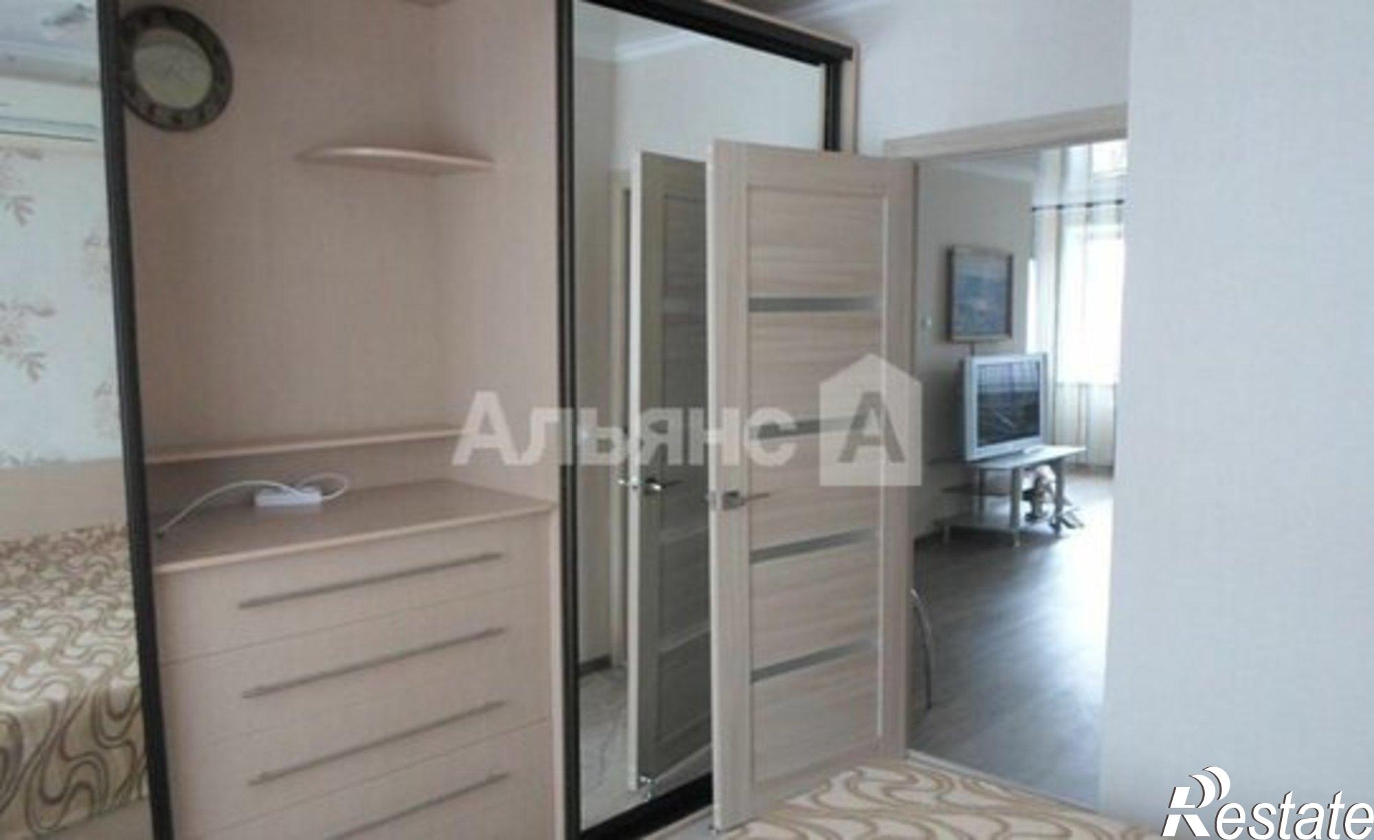 Купить квартиру за 4 000 000 рублей на пр-кт Строителей, 45