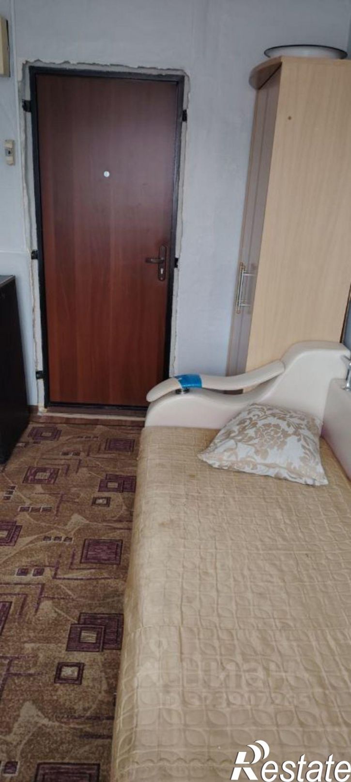 Комната Донской переулок, 42,  д. 42