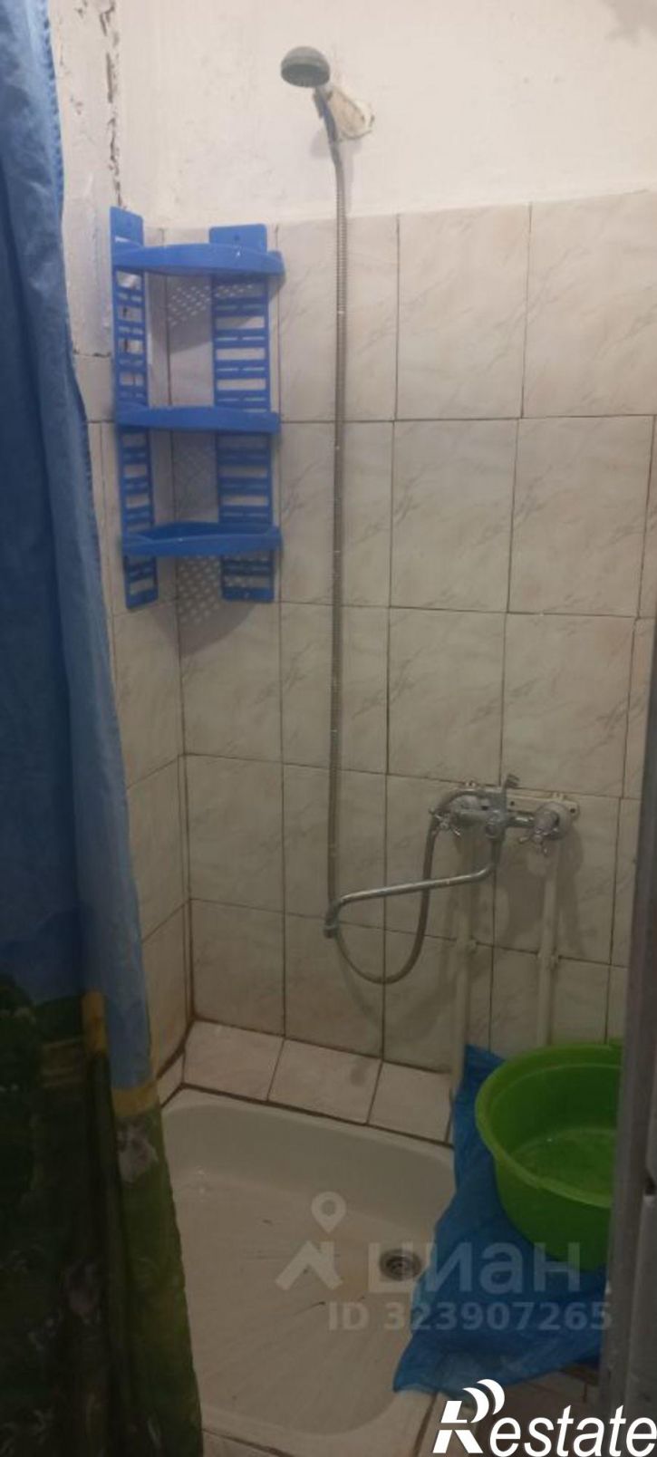 Комната Донской переулок, 42,  д. 42