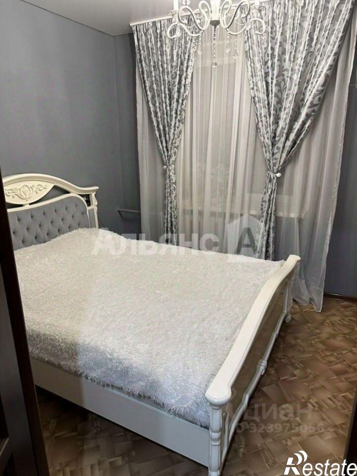 3-комн квартира пр-кт Строителей, 8,  д. 8