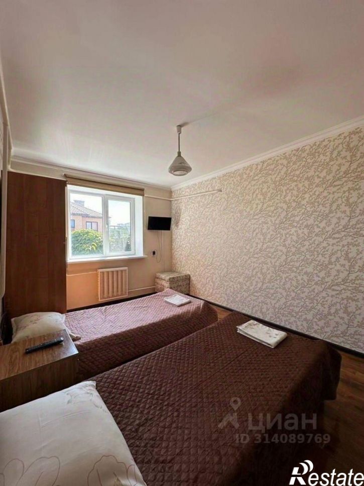 3-комн квартира ул Набережная, 60,  д. 60