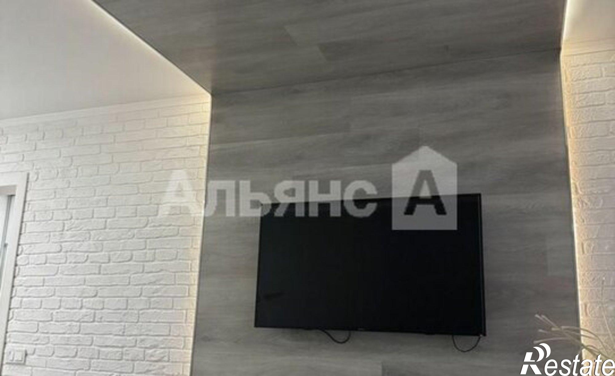 Купить квартиру за 5 500 000 рублей на пр-кт Строителей, 7А