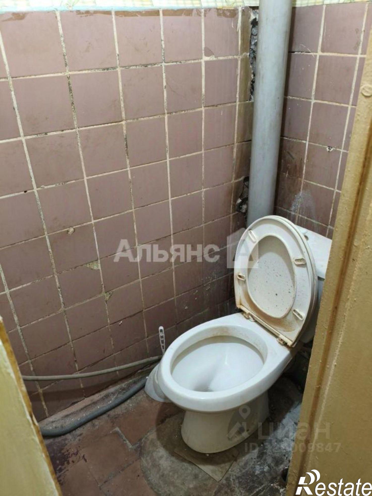 Купить комнату за 550 000 рублей на ул Маршала Кошевого, 5