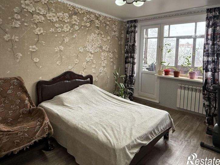 3-комн квартира ул Гагарина, 1,  д. 1