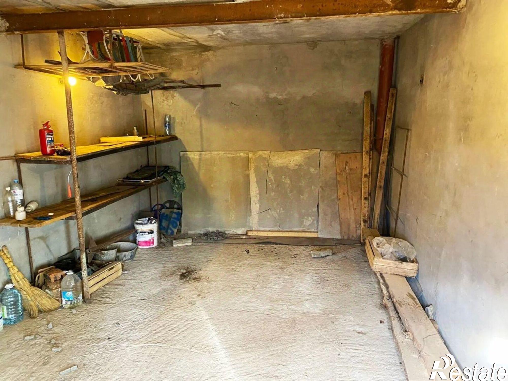 Купить гараж, место в паркинге за 243 702 рублей на улица Химиков, 21