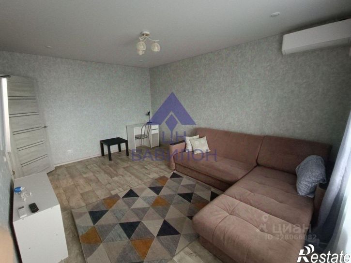 2-комн квартира пр-кт Строителей, 11,  д. 11