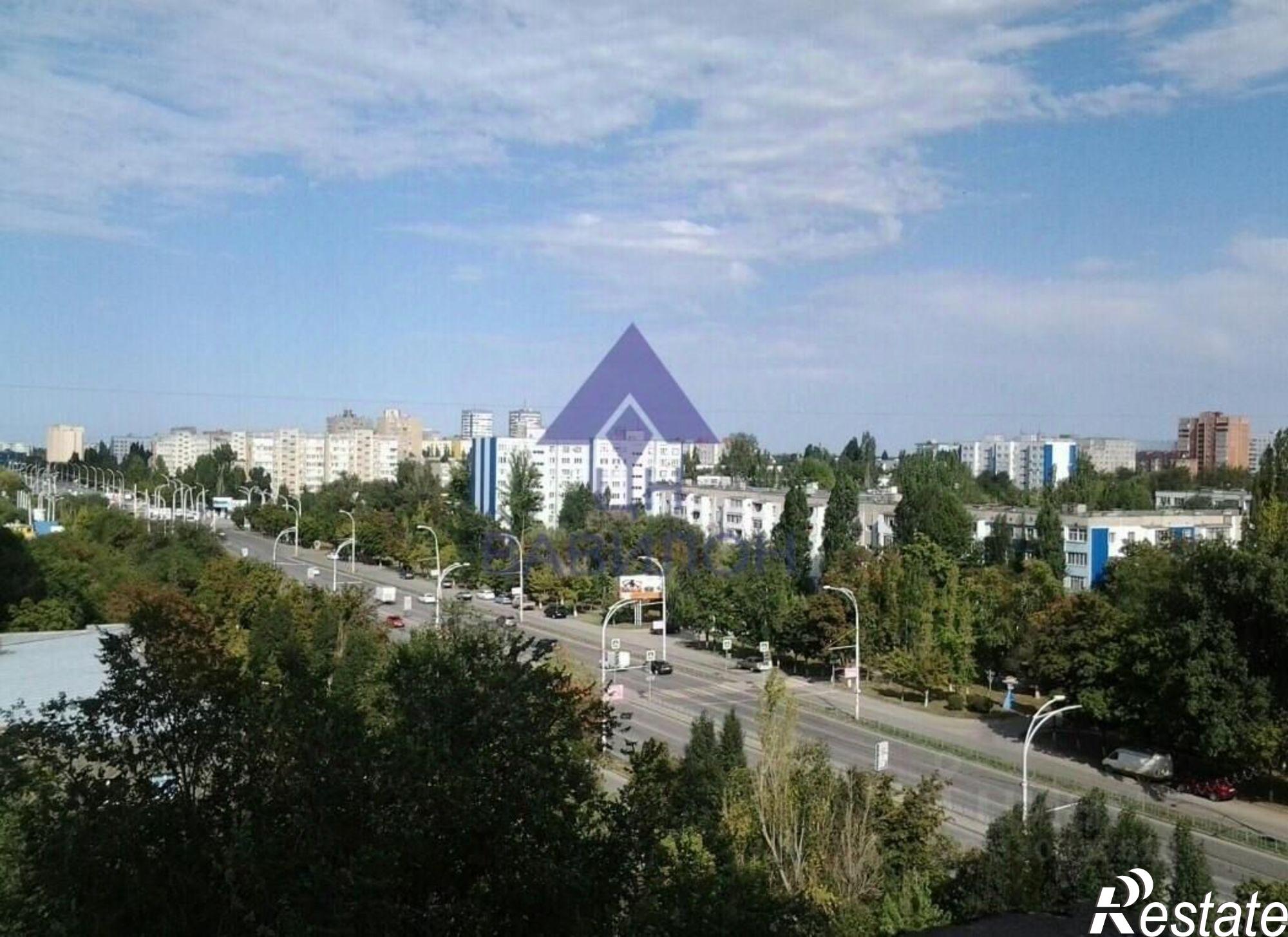 Купить комнату за 1 200 000 рублей на пр-кт Строителей, 11