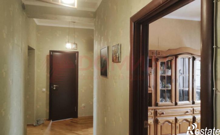 4-комн квартира ул Черникова, 32,  д. 32