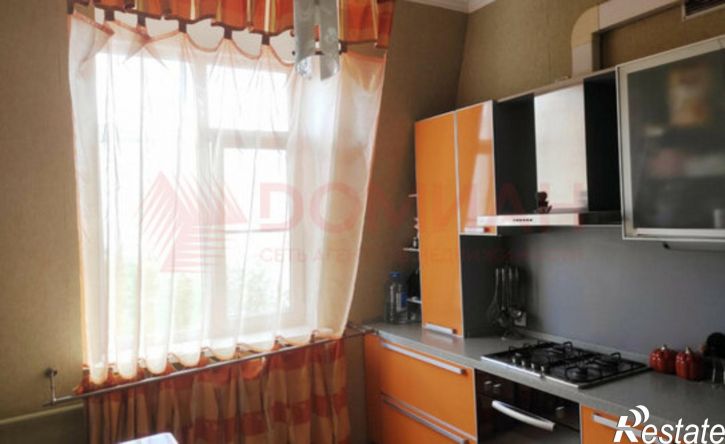 4-комн квартира ул Черникова, 32,  д. 32