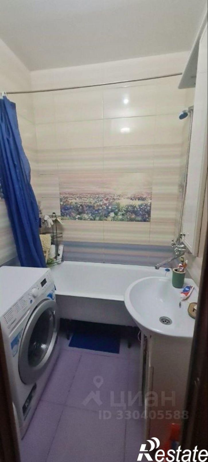 3-комн квартира пр-кт Строителей, 5,  д. 5