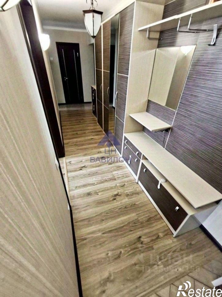 3-комн квартира улица 30 лет Победы, 27,  д. 27