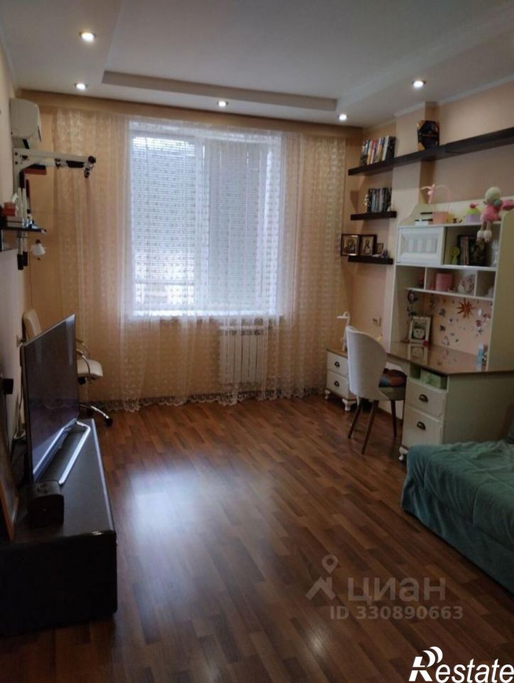 1-комн квартира пр-кт Строителей, 2б,  д. 2б