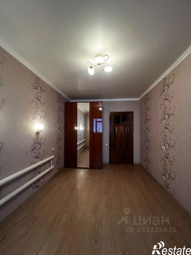 3-комн квартира ул Индустриальная, 16,  д. 16