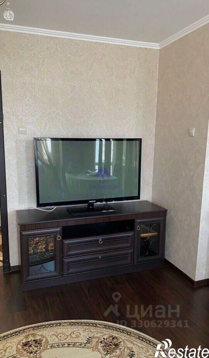 2-комн квартира пр-кт Строителей, 11,  д. 11