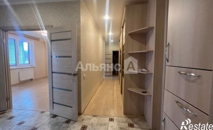 3-комн квартира ул Индустриальная, 28,  д. 28