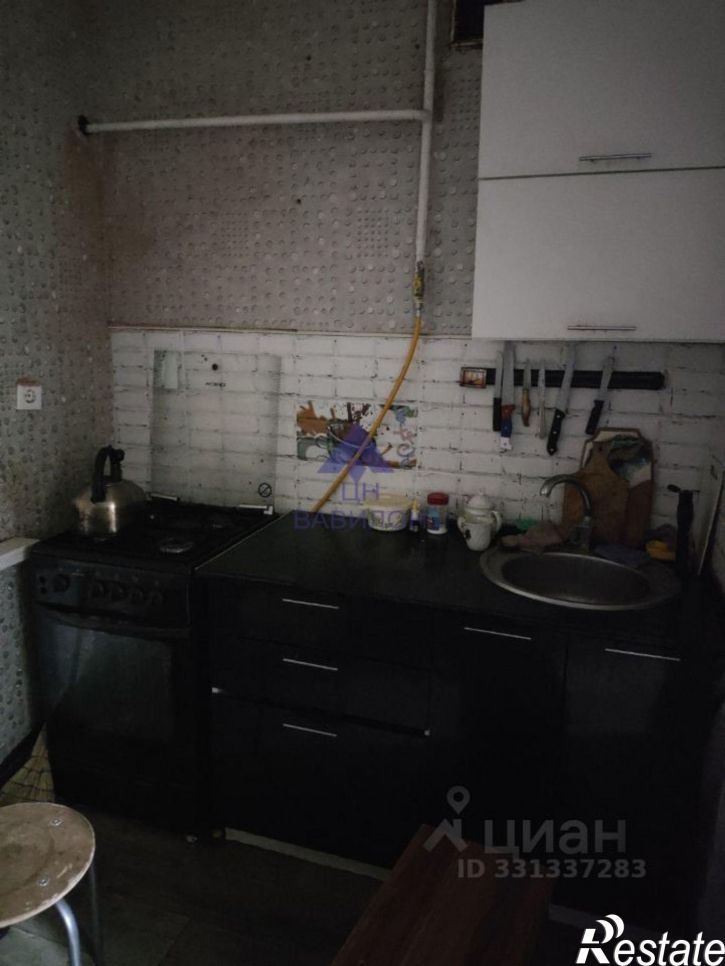 2-комн квартира улица Максима Горького, 100,  д. 100