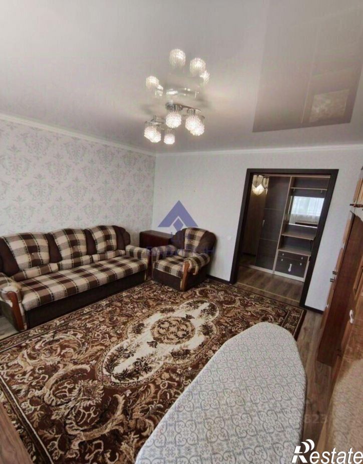 3-комн квартира улица 30 лет Победы, 27,  д. 27