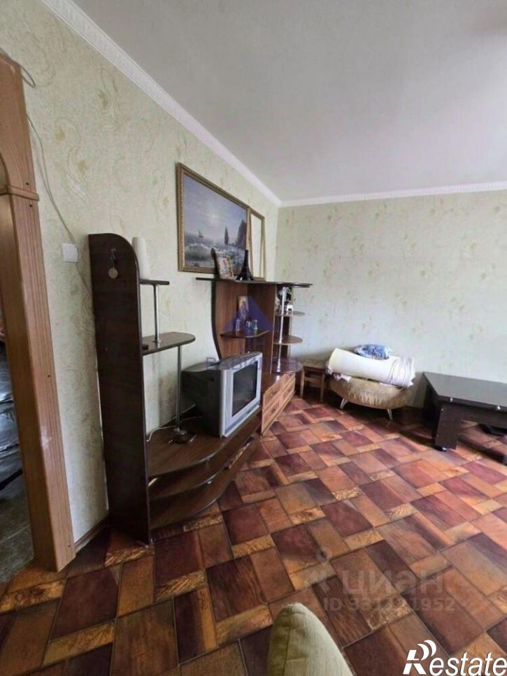 2-комн квартира улица Максима Горького, 100,  д. 100