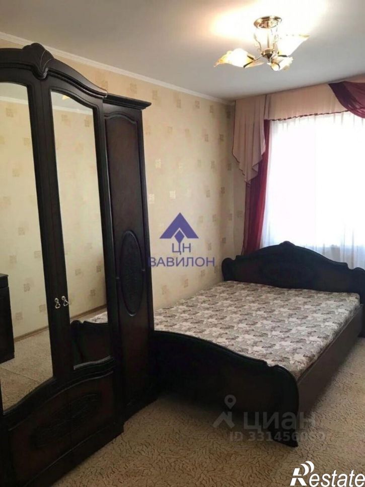 3-комн квартира улица Максима Горького, 100,  д. 100
