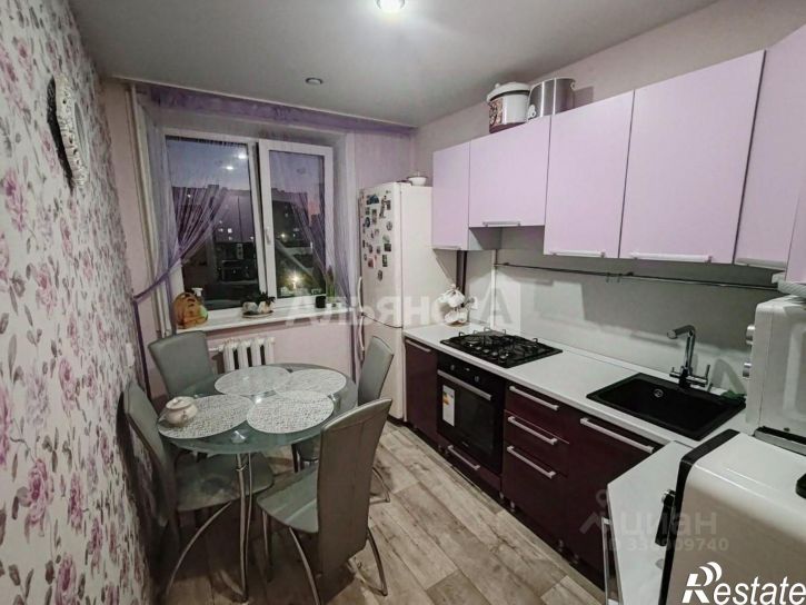 2-комн квартира пр-кт Строителей, 8,  д. 8