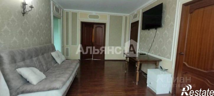 6-комн квартира б-р Великой Победы, 24,  д. 24