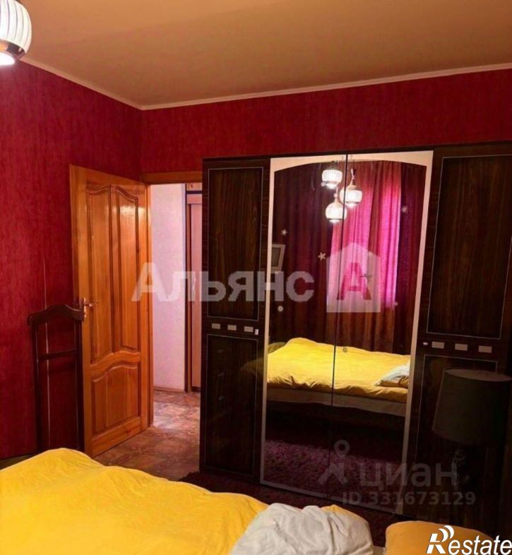 3-комн квартира пр-кт Строителей, 5,  д. 5