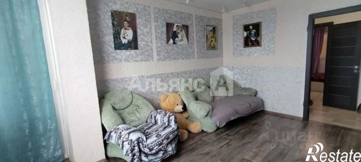 4-комн квартира ул Гагарина, 63,  д. 63