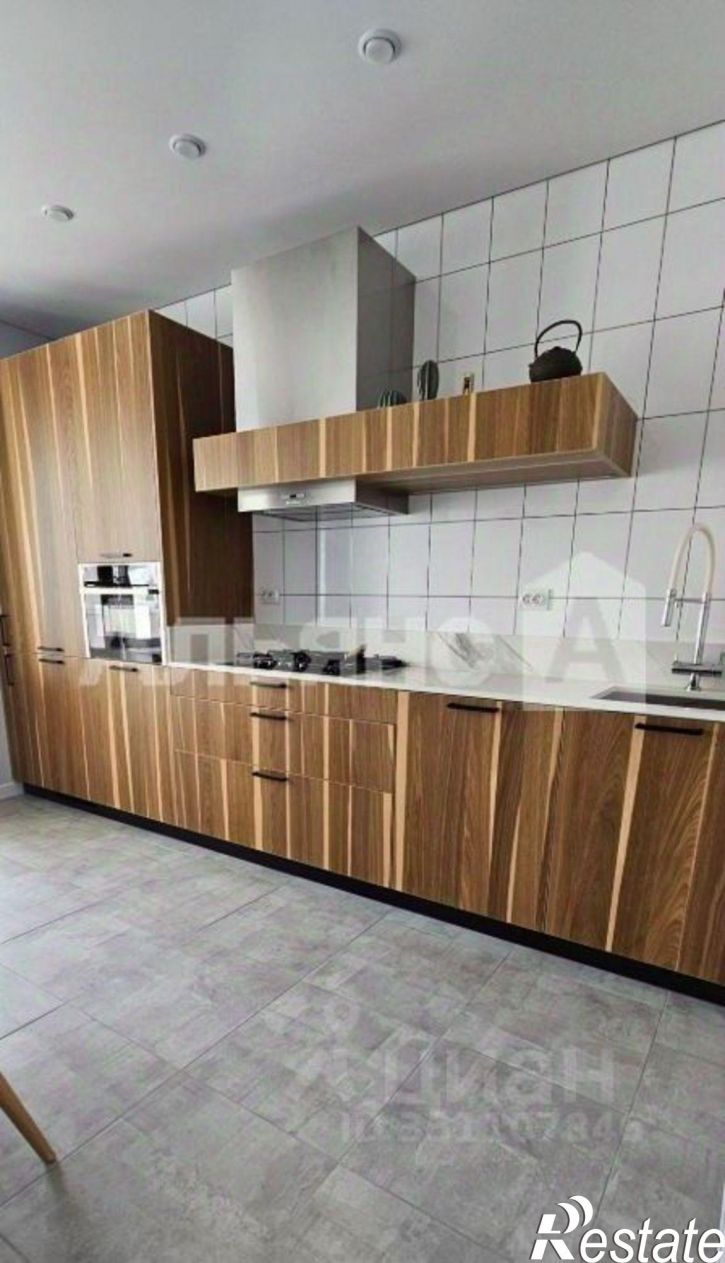 3-комн квартира ул Маршала Кошевого, 44,  д. 44