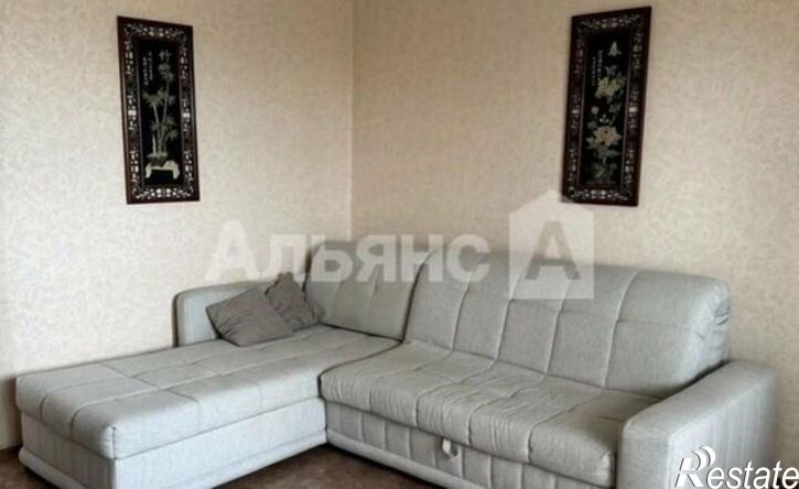 3-комн квартира Волгодонск, улица Ленина, 103