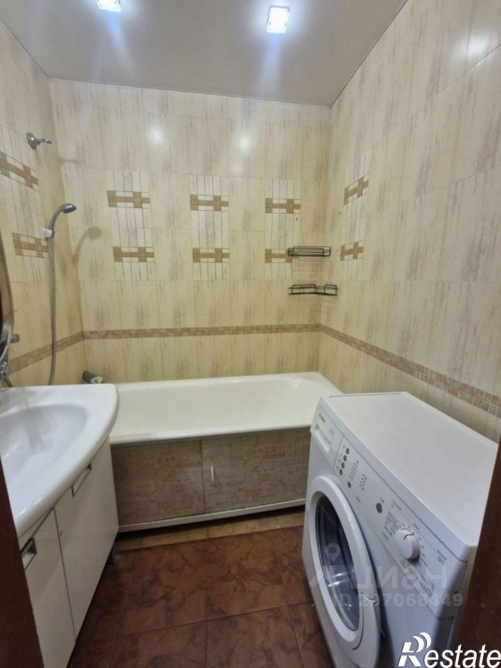 3-комн квартира пр-кт Строителей, 11А,  д. 11А