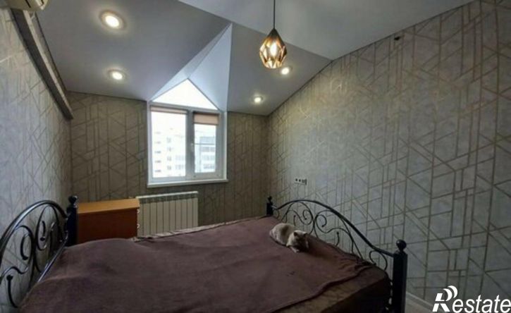 4-комн квартира Волгодонск, улица Гагарина, 56А