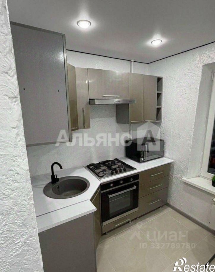 2-комн квартира пр-кт Строителей, 11,  д. 11