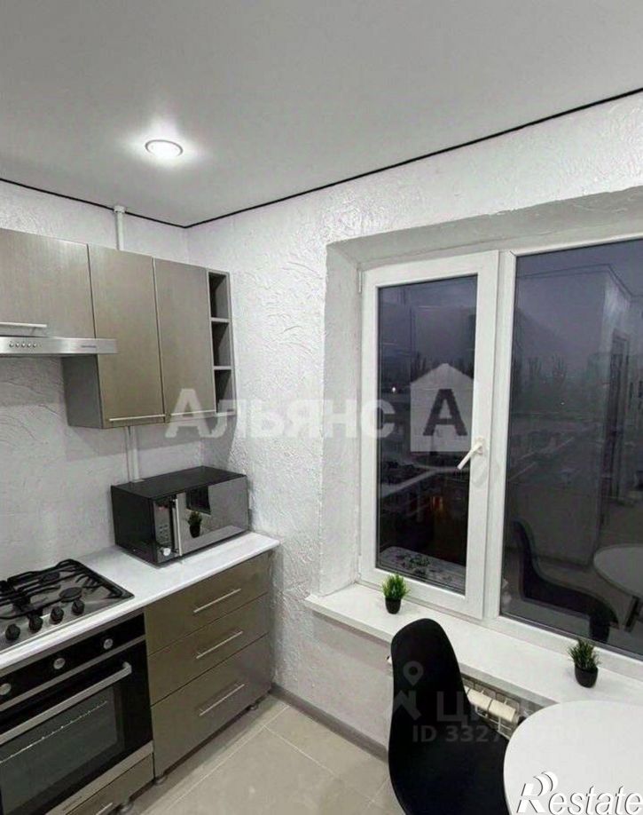 2-комн квартира пр-кт Строителей, 11,  д. 11