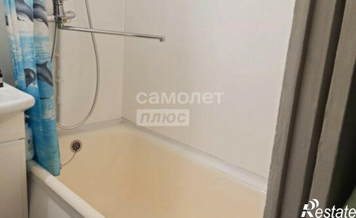 2-комн квартира ул Маршала Кошевого, 6,  д. 6