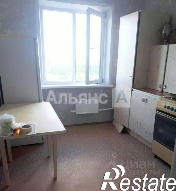 2-комн квартира Весенняя улица, 14,  д. 14