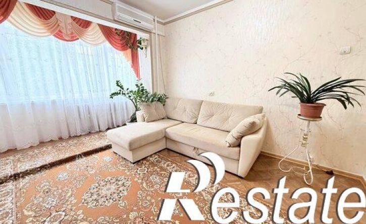 3-комн квартира улица Гагарина, 64,  д. 64
