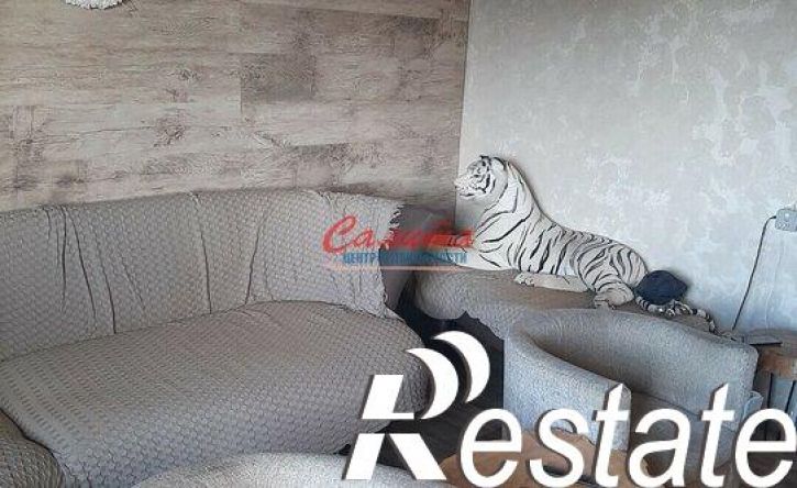 3-комн квартира проспект Строителей (дублёр), 8В,  д. 8В