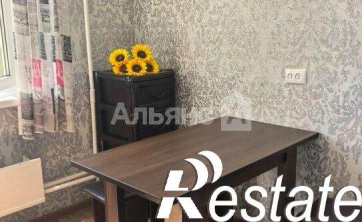 4-комн квартира Ленинградская улица, 1,  д. 1