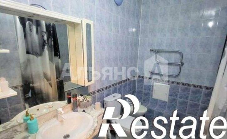 5-комн квартира улица Гагарина, 7З,  д. 7З